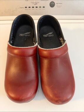 Dansko Burgundy-Red Leather Slip-On Clogs. Size 37